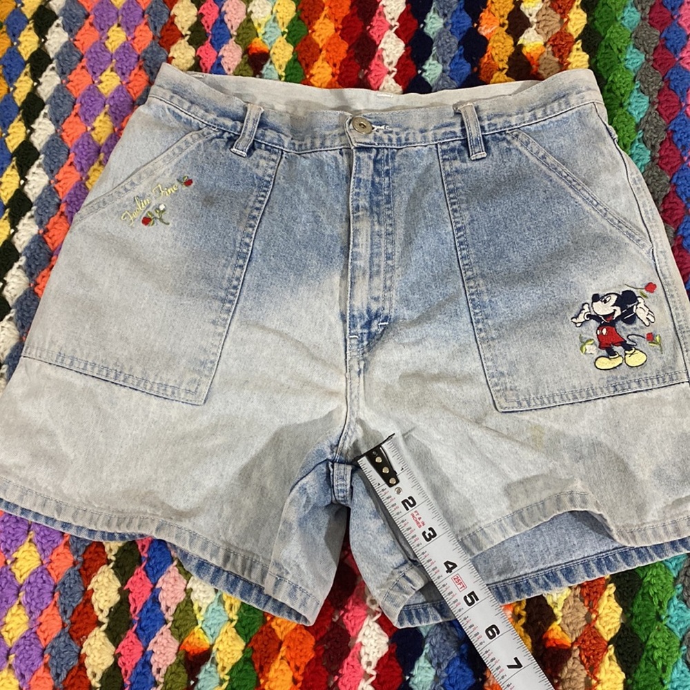 Vintage 90s Mickey Mouse Disney Light Wash Denim High Rise Mom Shorts Be… - Picture 14 of 16